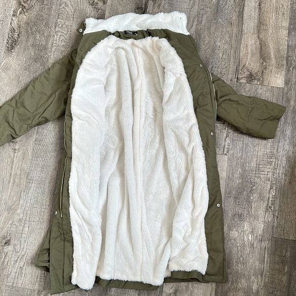 SHEIN Curve Lined Long Coat - Picture 3 of 6